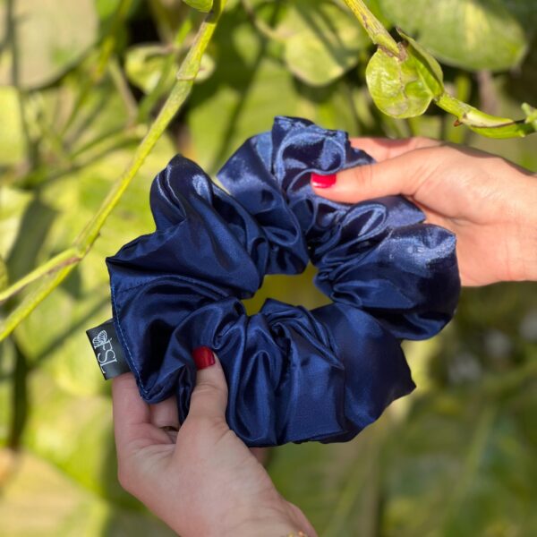 Handmade Mehreen silk scrunchie by FSL&CO