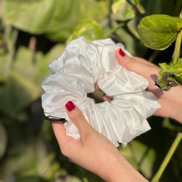 Handmade Noor silk scrunchie by FSL&CO