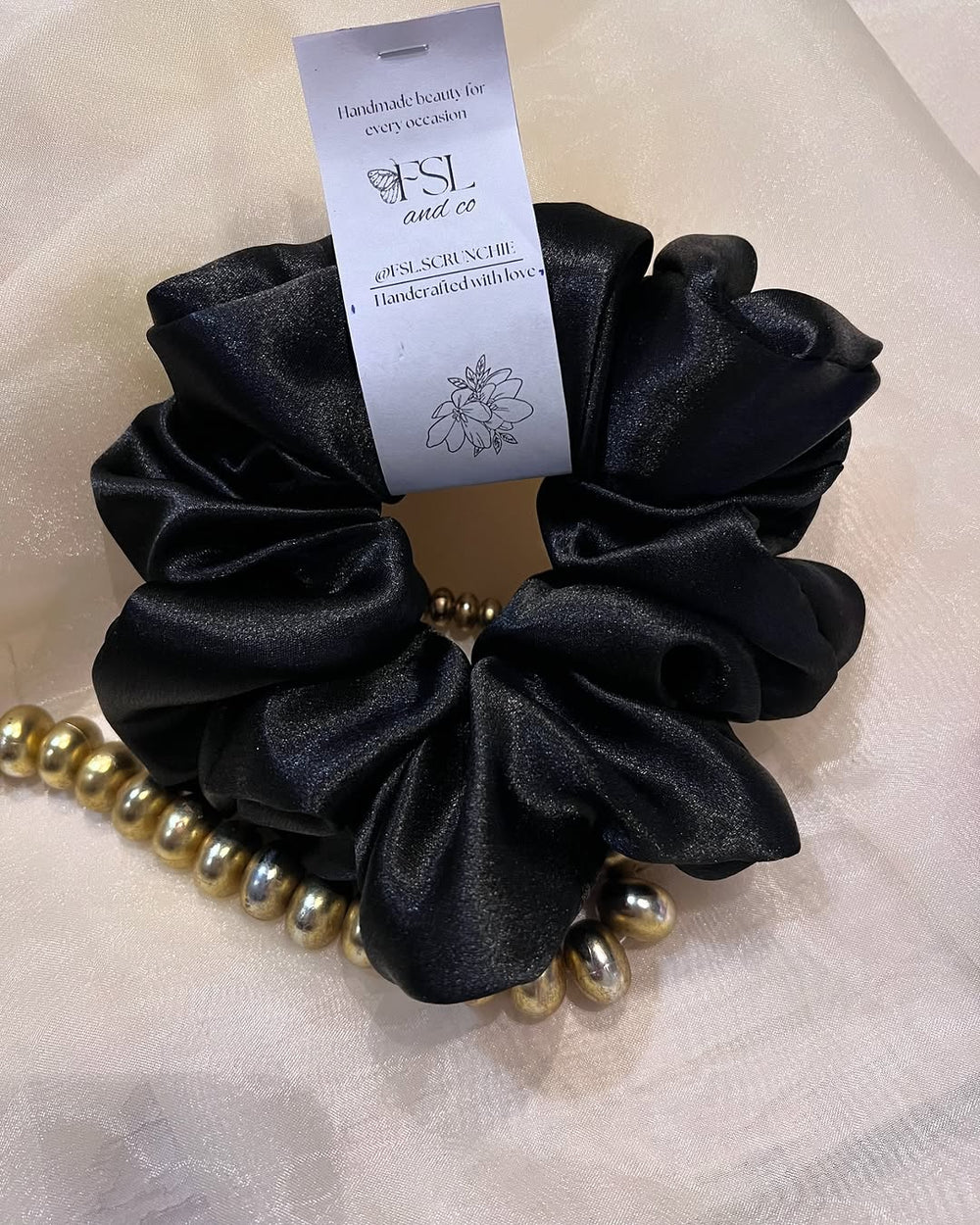 Mahra velvet scrunchie by FSL&CO, fabric detail